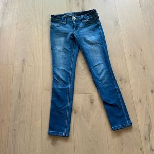 Women’s jeans
